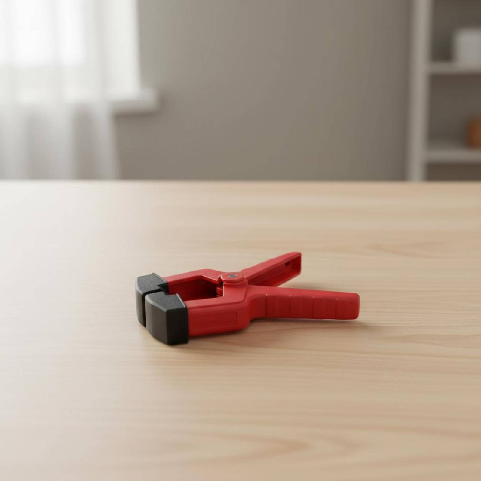 Penjepit Segitiga Warna Merah  - Hand Tools In Workshop ulasan dan harga